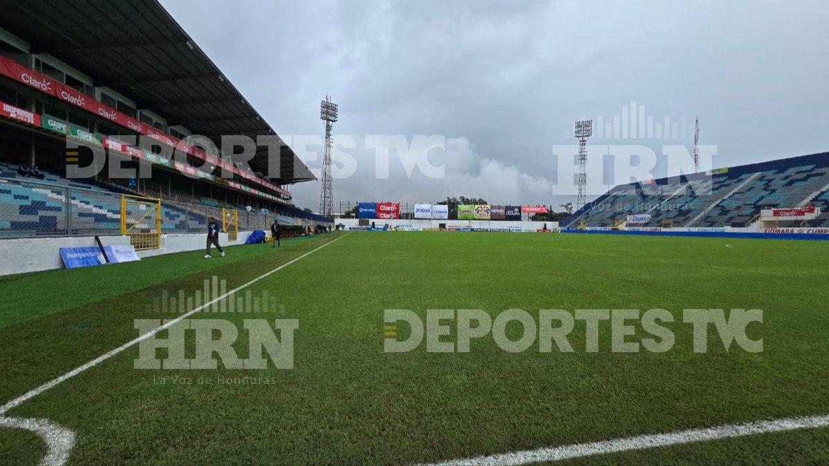 FaustoCalix's tweet photo. ¡Ganó la H y ganó en una cancha que luce impecable aún con la lluvia durante todo el día! 
Aunque les duela y no les guste aceptar que es una inversión del Gobierno de la Presidenta Castro 🇭🇳🔥 https://t.co/thMEnxPJVQ