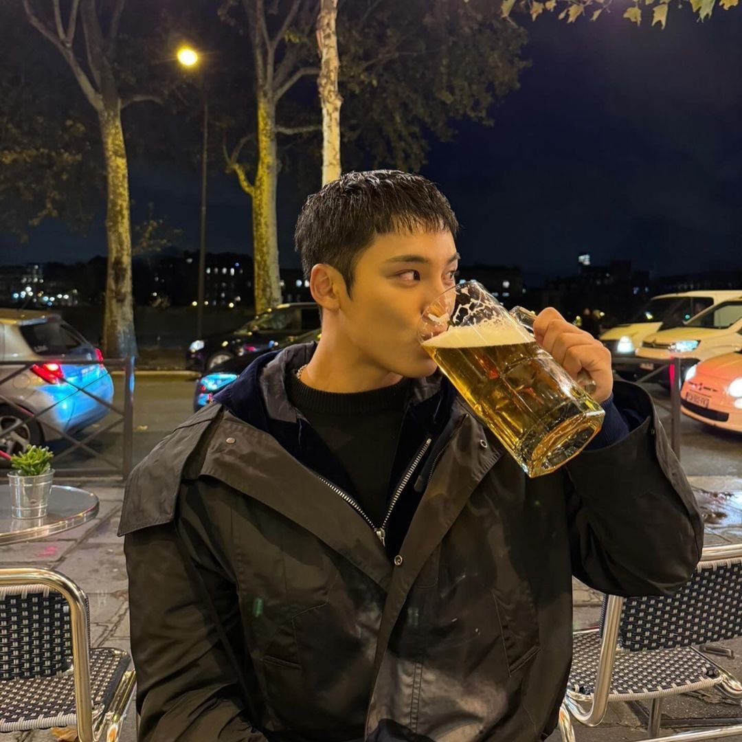 bearvboy's tweet image. Gua sih lebih suka beer dari pada tea or kopi 🍺