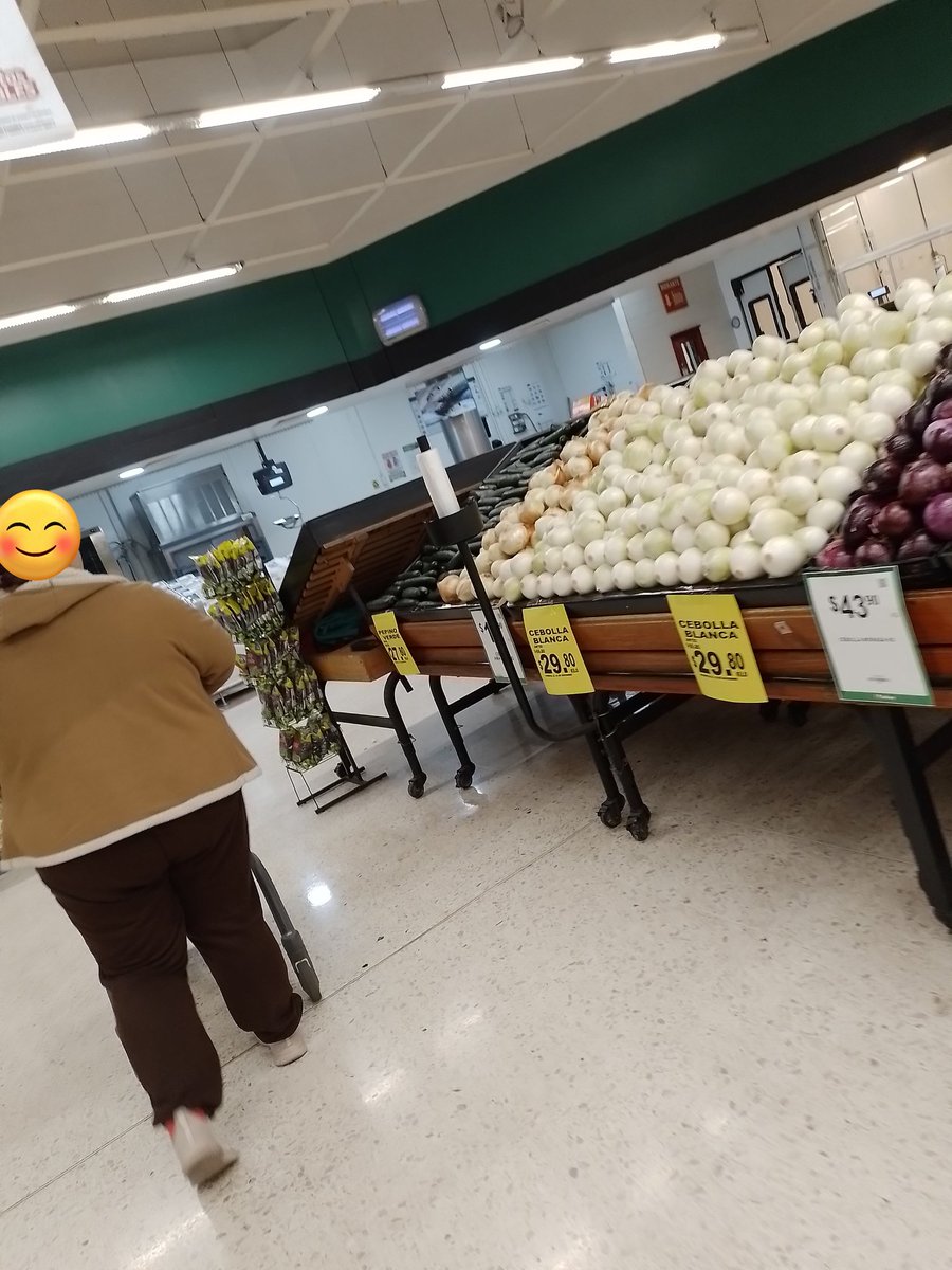 ensmatchxv's tweet photo. Una visita a soriana bahia,quien anda por estos rumbos 🍍🔥 https://t.co/MDEDEjSRfg