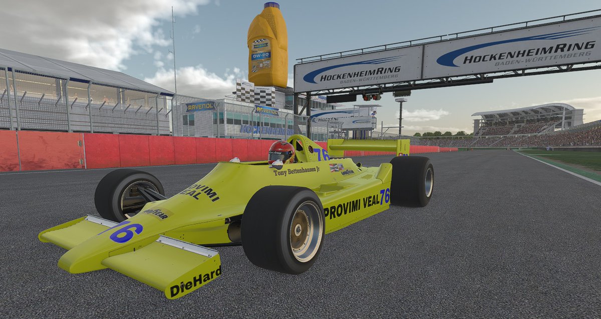 We ran 3 Races tonight to kick off the weekend!

Race 1 was an old school <a href="/F1/">Formula 1</a> event in the Lotus 79s at Hockenheim🇩🇪

<a href="/Strictly_Stock/">Strictly Stock Motor Sports</a> Motorsport Driver @GavinHibbs1 stands on top of the Podium!
