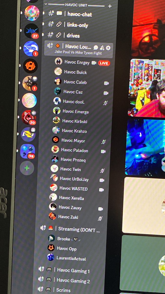 prozeq's tweet image. WE OUT HERE. ITS THAT TIME 🥊

#CausingHavoc