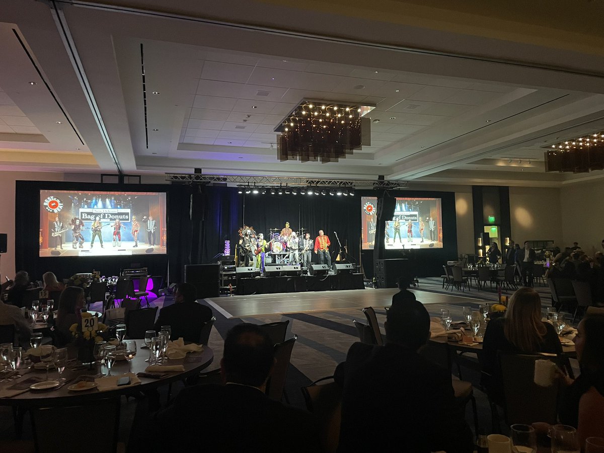 Such a great gala hosted by <a href="/GCCISDEdFo/">Goose Creek CISD Education Foundation</a> to raise funds for teacher grants and innovation in #publicEd. #StantecProud to support <a href="/GCCISD/">Goose Creek CISD</a> #StantecHou #StantecEdu