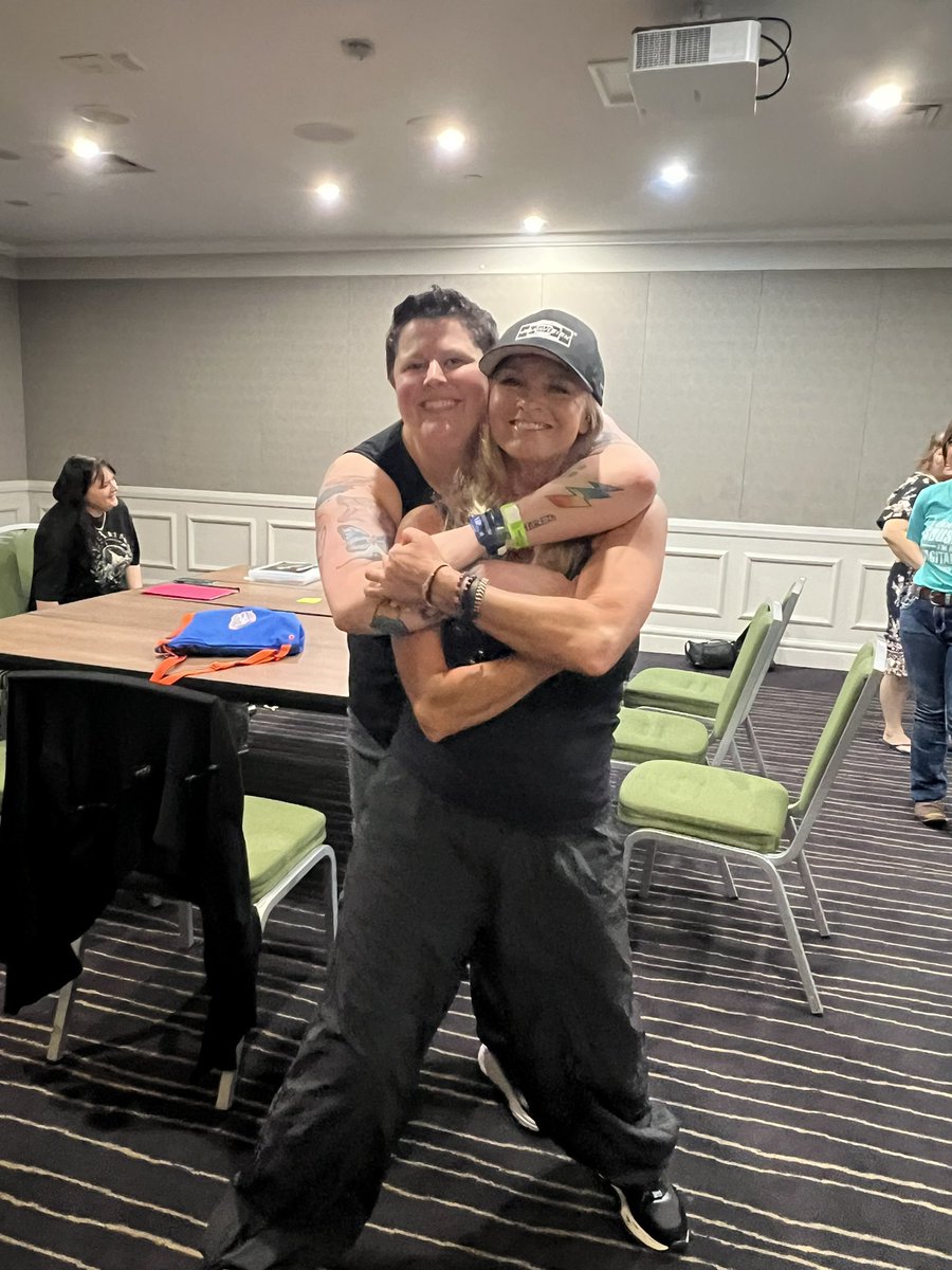 LethalLauren904's tweet photo. Having a great Saturday here in Sydney ๐ฅฐ #wentworthcon https://t.co/VTyAdtzTl9
