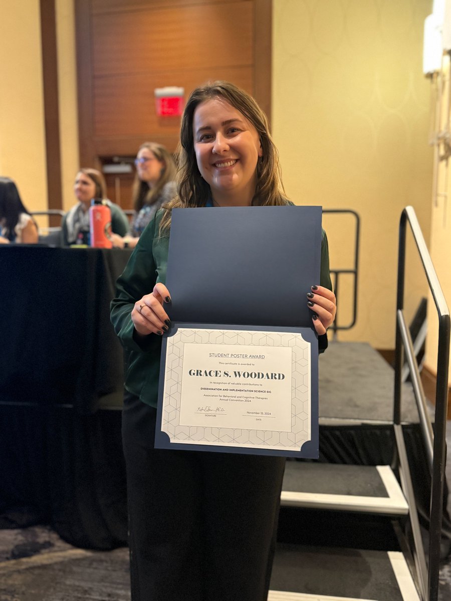 dis_sig's tweet photo. @kelsie_okamura @JSchleiderPhD Congratulations to our 2024 DIS SIG Student Poster Award recipients @vivianbyeon (1st place), @graceswoodard (2nd place), and #MadisonTaylor & #MichelleLiu https://t.co/VisacpS5tS