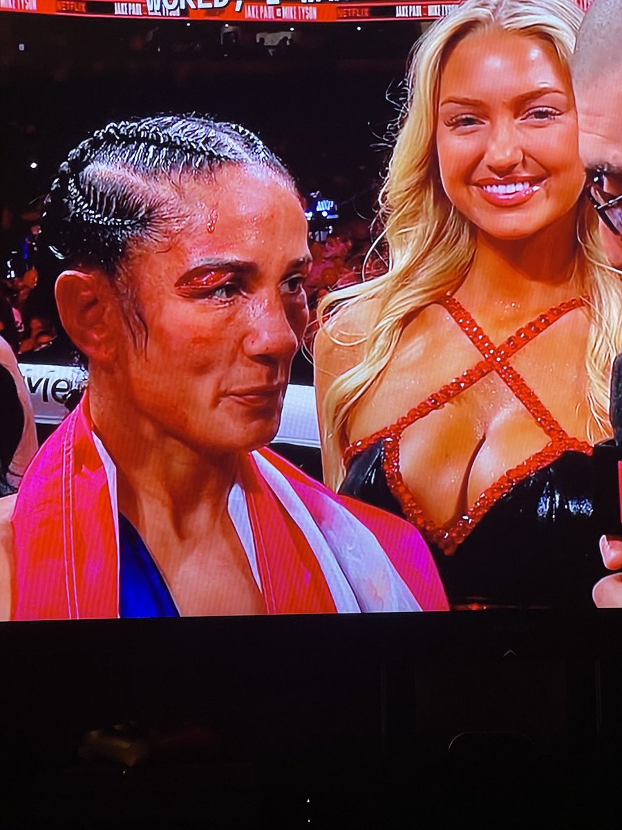 JimmyEatz's tweet image. #teamserrano #mikevsjake