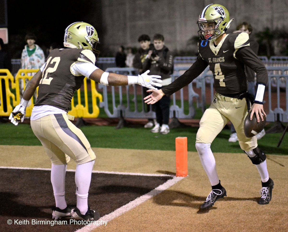 photowkb's tweet image. St. Francis takes on Muir during a CIF-SS Division 6 football quarterfinal playoff football game at St. Francis High School in La Canada. @cifss #cifss #stfrancis #muir #football @SGVNSports @InsideSoCalSpts