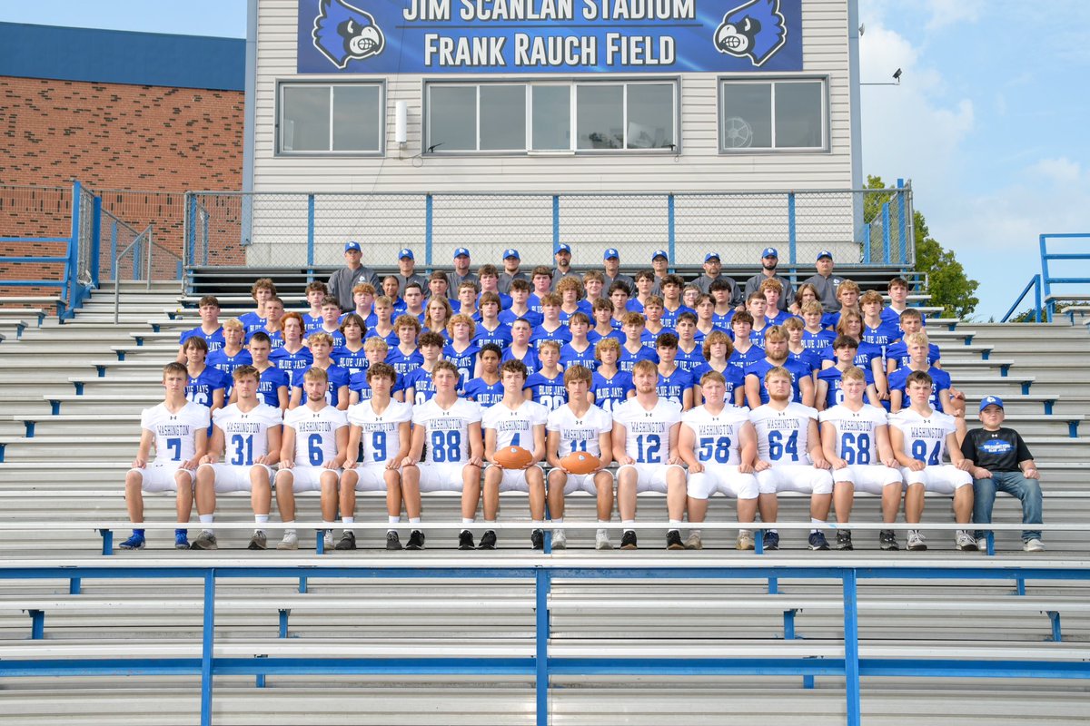 Gritty - Tough Group! Not the finish we wanted tonight, but a great season.  Thank You Seniors! #SIGNOFF