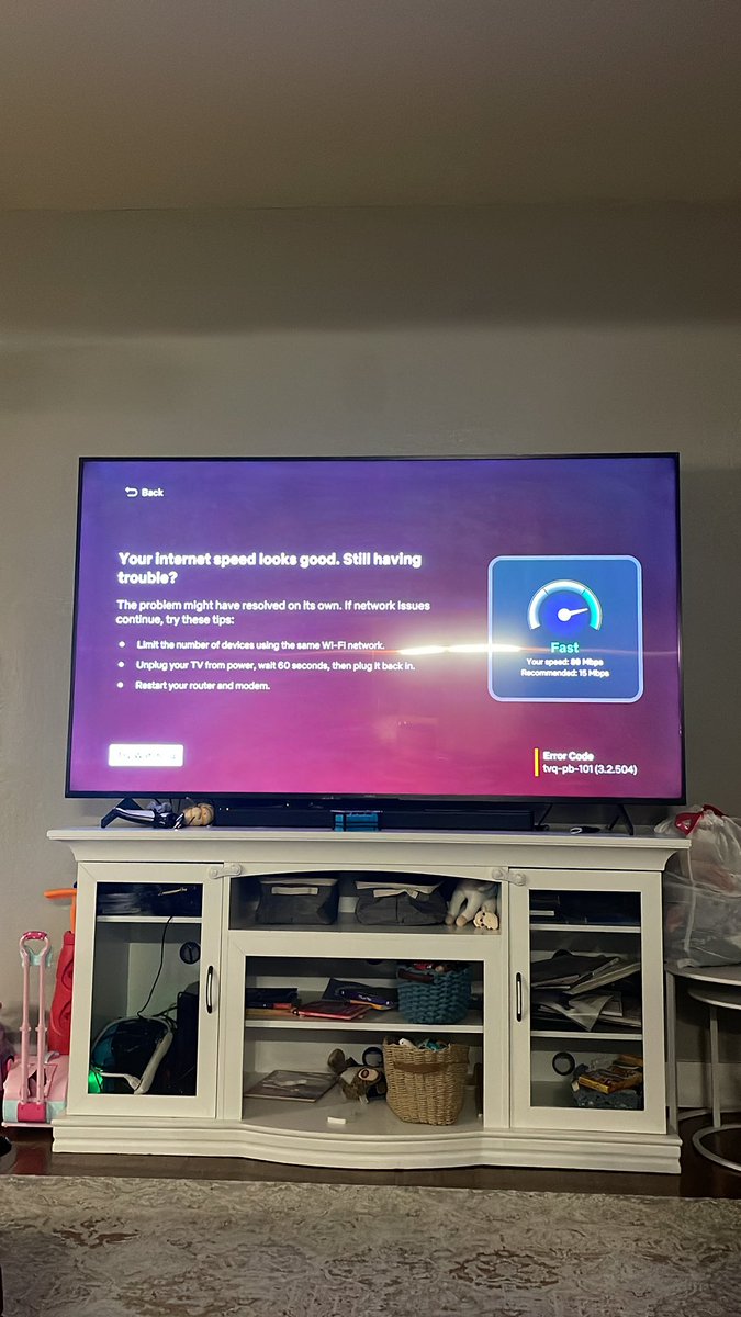 JMitchell78's tweet photo. @mattdubyamorris At least you get to watch it! @netflix https://t.co/WSoBV5Ya54