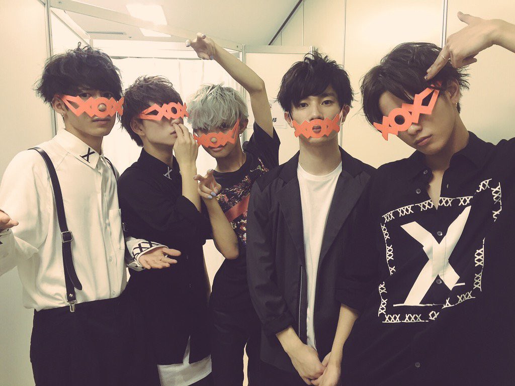 2014 . 11 . 16 ~ XOX start 今日は結成日から10年という年月で 大切で