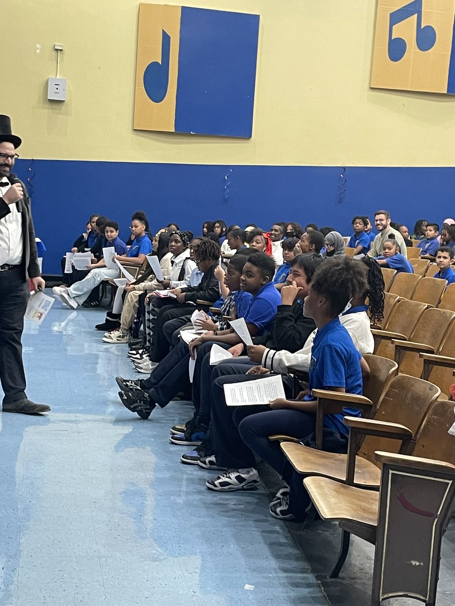 M123 Mahalia Jackson Dr.Melitina Hernandez tweet media