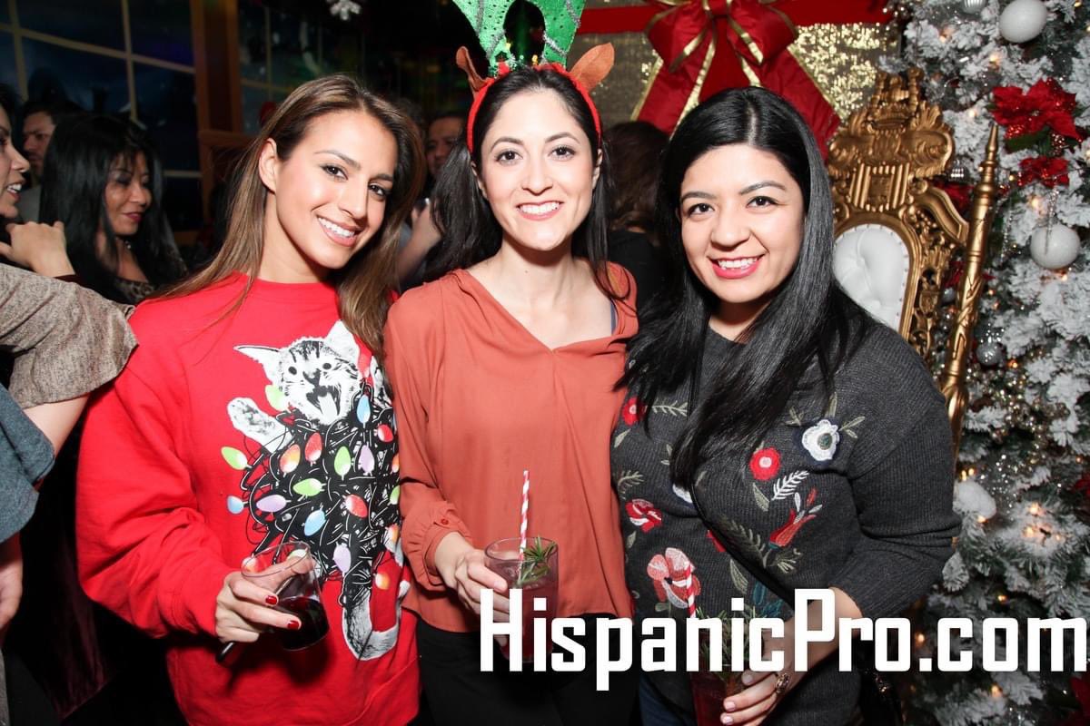 #fbf Hispanic Professionals Holidays Celebration. This year being held on Tuesday, December 17 at the exclusive, members-only club @foundationroomchicago  > bit.ly/2024chiholiday… #Chicago #Christmas #networking #business #social #Illinois @hobchicago