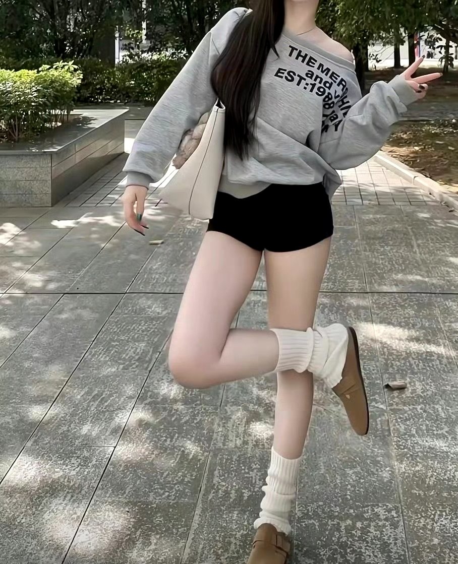 AnyEstes's tweet photo. 限流了吗😪，杭州下午要破处的哥哥，可以来试试妹妹的调情能力哦  #杭州   #杭州上门    #杭州线下   #杭州滨江 https://t.co/gqsesldirv