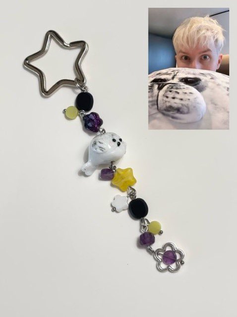 braceletladyy's tweet image. GIVEAWAY!! 

1 winner will win early access to my shop TONIGHT!! this winner will also get a sticker pack of ALL the stickers with their order!! 

to enter:
- follow me + rt

ENDS 1 MIN BC MY APP IS GLITCHING TF OUT 🚨🚨🚨