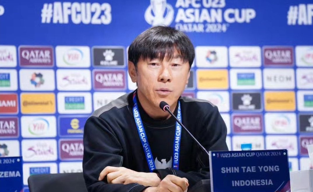 idextratime's tweet photo. 🗣️"Di awal kami dapat peluang yang sempurna, namun tidak dimanfaatkan dengan baik oleh Ragnar. Itu yang jadi penyebab kami kalah. Mungkin jika kami bisa mencetak gol lebih dulu, hasilnya pasti berubah."

🗣️"Memang dari awal kita menargetkan peringkat 3 atau 4 dan (secara realistis) memang sangat sulit untuk lolos ke Piala Dunia. Saya tidak bisa menjamin itu, tetapi saya tetap ingin mencoba. Memang ada tekanan karena posisi pelatih kepala selalu seperti itu."

- Shin Tae-Yong 

📝 Post match interview