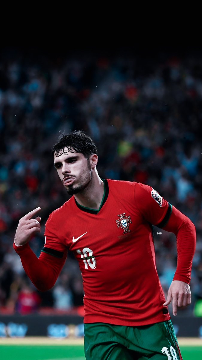 𝟒𝐊 #wallpapers 
     └📂 Nations League 
         └📂 Portugal 🇵🇹
𝐓𝐞𝐥𝐞𝐠𝐫𝐚𝐦: t.me/ihk_wp
#PortugalVsPoland #LEAO #bruno #pedroneto #UEFANationsLeague