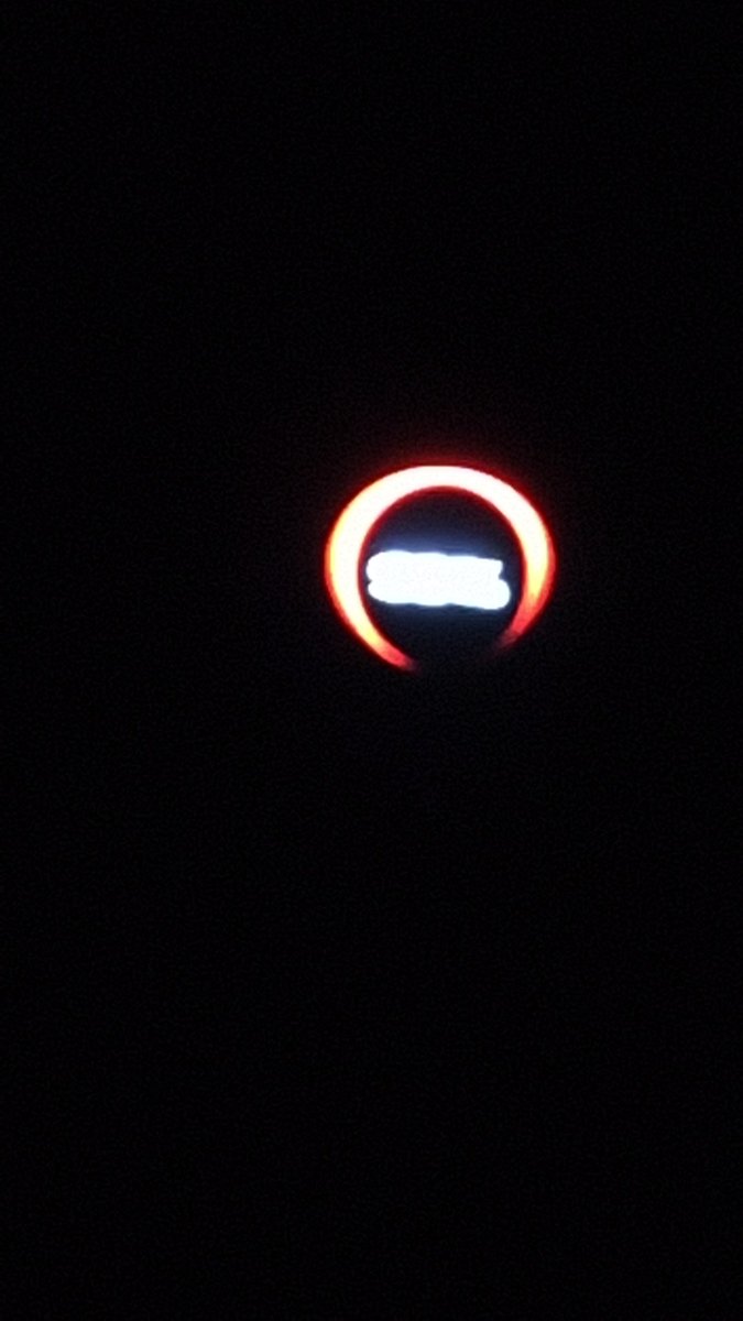 Strikerul's tweet photo. @netflix For 30 min...... https://t.co/fJPZ4ZoMWY