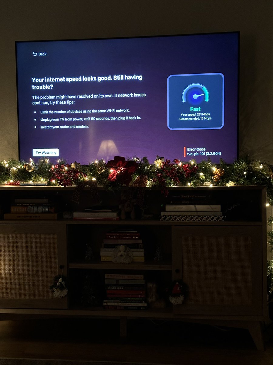 Way to go <a href="/netflix/">Netflix</a> Anyone else not able to watch the fight?! Every.time. Then buffers and won’t start the LIVE feed.  #TysonPaul