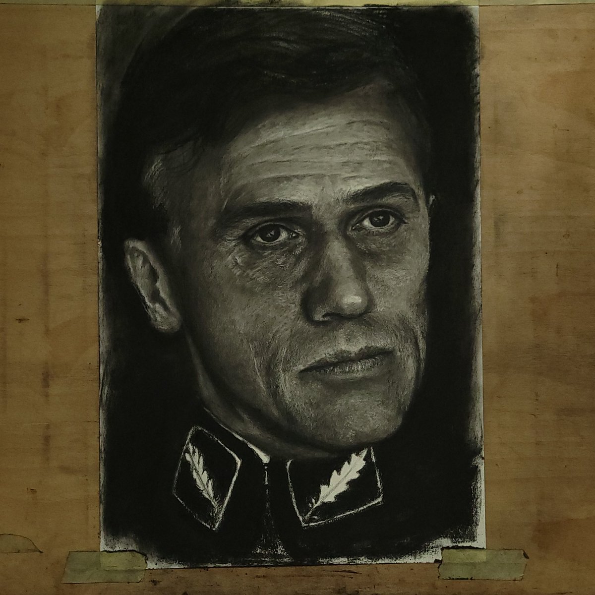 deanozat's tweet photo. Recently, I came up with an idea to draw a series of portraits of villain characters from movies and TV shows.
Let's see how it's gonna go...
.
Drawing Steps of this Villain portrait  😁 Hans Landa from Inglorious Basterds.
.
What villain character do you hate or like the most? https://t.co/AGXOQbyoN7
