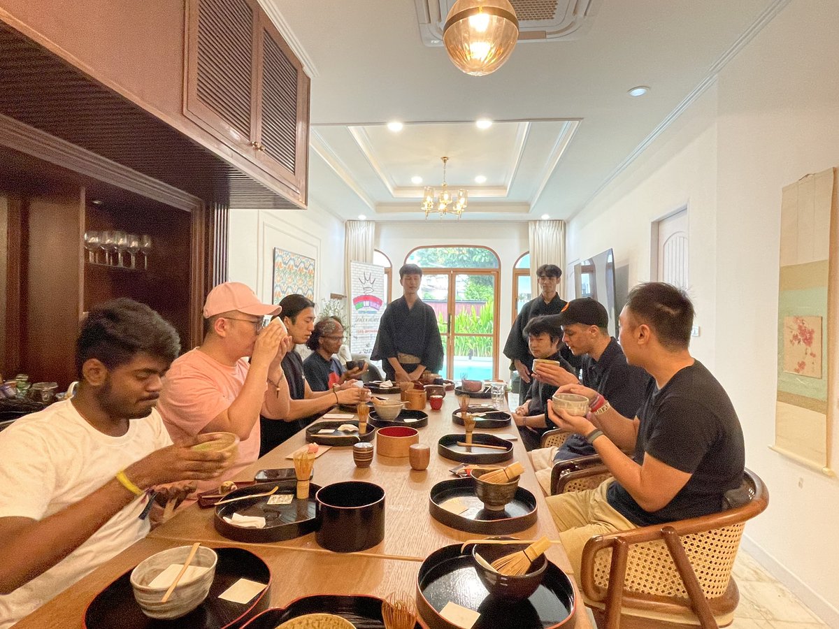 r0ze_____'s tweet photo. Komorebi’s hacker house @komorebihack in BKK by @Komorebi8888 

With
@BriefKandle 
@Thiru_levi 
@0xMugen_ 
@aloothero 
@steedie 
@ddy_mainland 
@pnyda333 
@crystalcultures 
@shrameetweets 
@Xavier__Li 
@koheingt 
@r0ze_____ 

keep create culture
Thank you for all on-chain guys!! https://t.co/NPF7v5XIzN