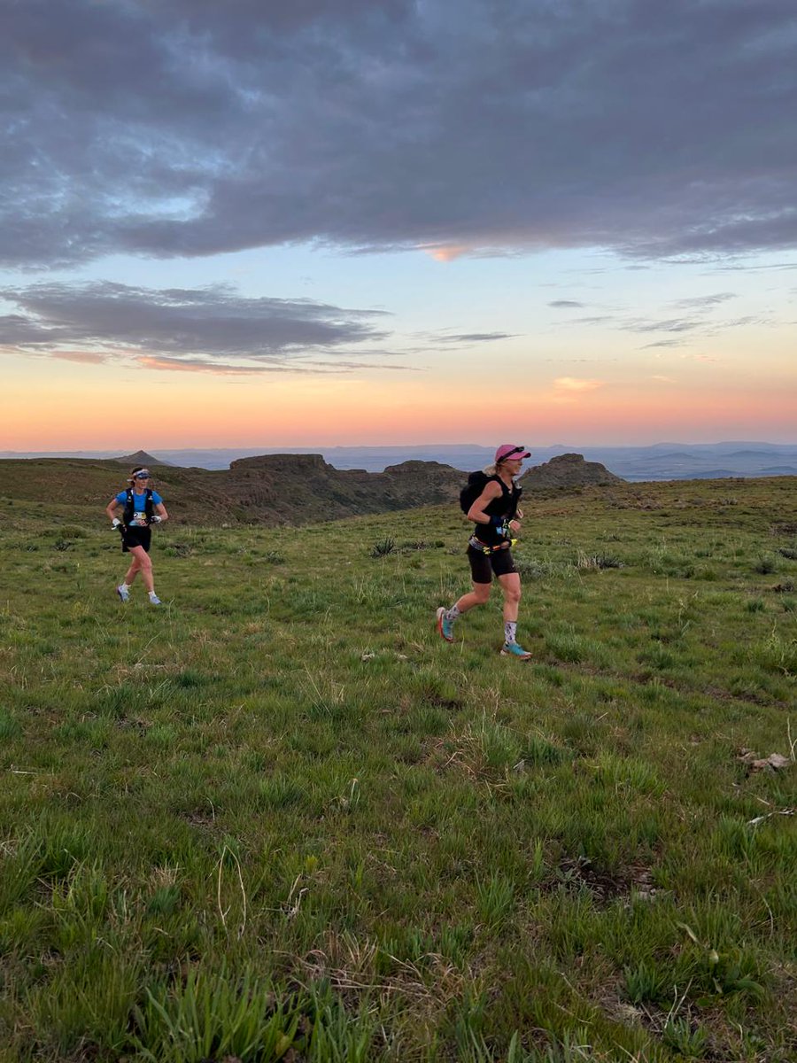 Leading ladies Simone and Jess heading into CP1 this morning.  Follow on app.sportraxs.com/en/event/k-way… <a href="/kway_za/">K-Way South Africa</a> <a href="/Suunto_Fitness/">Suunto South Africa</a> @ledlenser <a href="/racefoods/">Racefoods</a>

#kwayskyrun #skyrun #hellofarun #trailrunning #ultratrail #AuthenticallyAfrican #movescount #gearupgetout #skyrun2024
