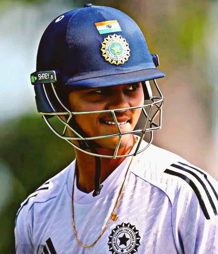 it_Aarii's tweet photo. I am very excited to see Jaiswal's Performance against Australia in Australia.
#ausavinda https://t.co/y8cFhyrMZS