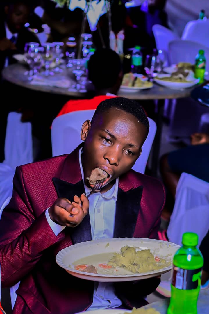 BakerBeyunga's tweet image. Enjoying my best Dish at Prom party