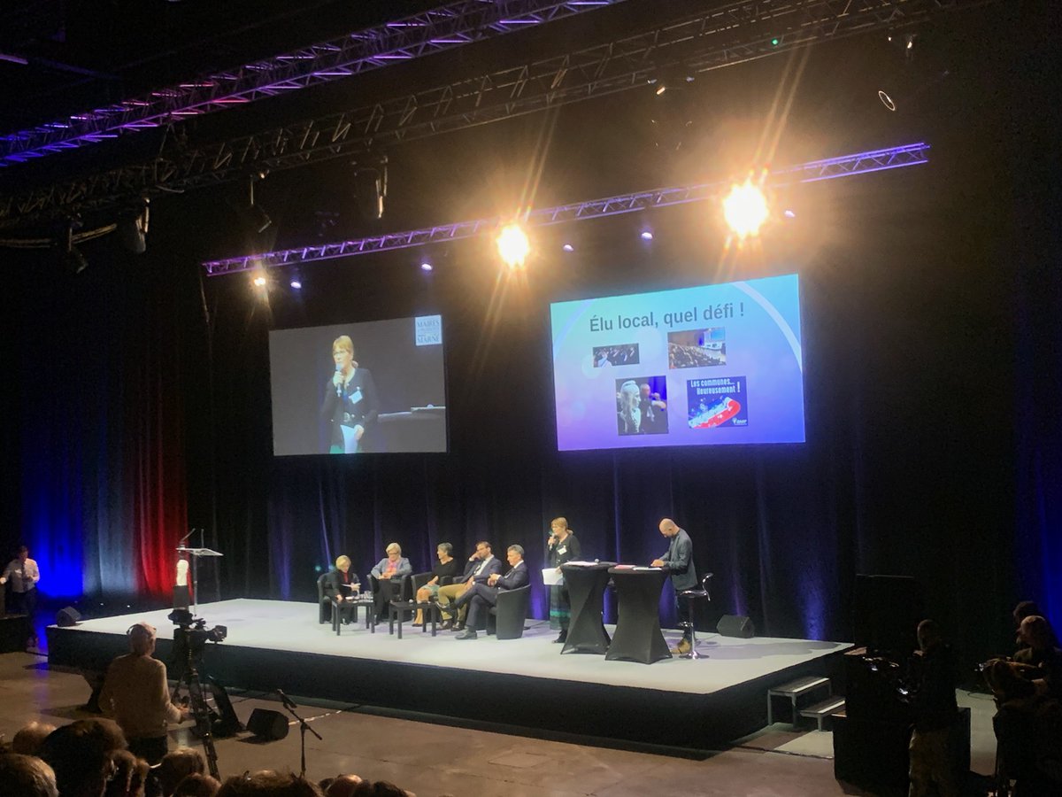 Merci à Franck LEROY d'avoir associer les élus départementaux et régionaux au congrès des Maires de la Marne
La table ronde "Élu local, quel défi" en présence de <a href="/CaVautrin/">Catherine Vautrin</a> , met bien en lumière le difficile équilibre vie élective, vie professionnelle et vie familiale
<a href="/DptMarne/">Département Marne</a>