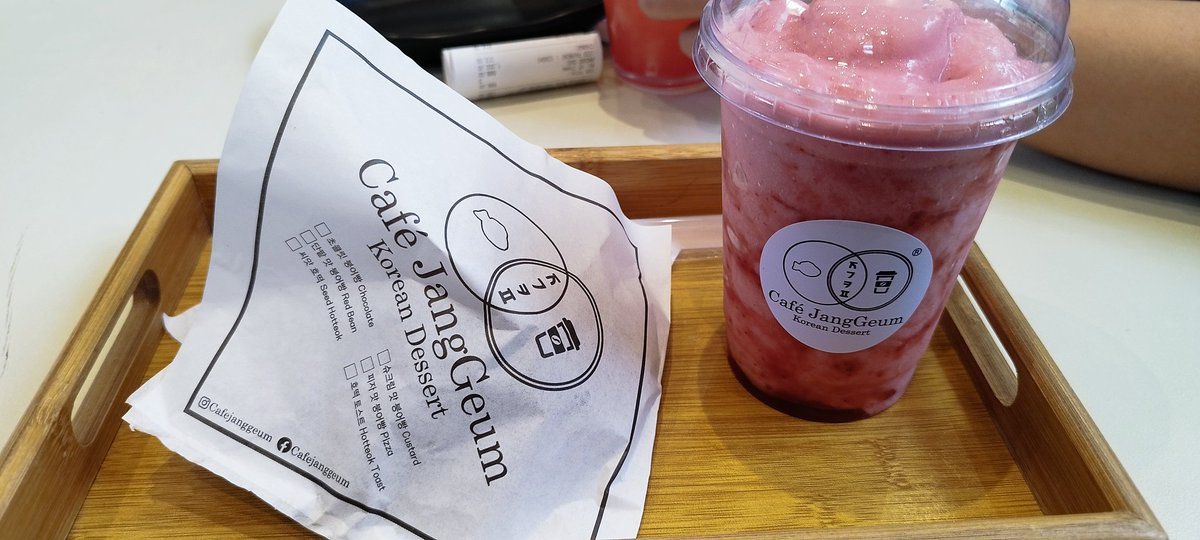 ceejay 🇵🇸 tweet media