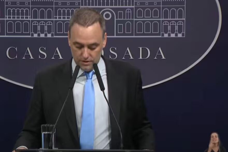 Chubutparatodos's tweet photo. El Gobierno enviará un proyecto para eliminar las PASO y modificar la ley orgánica de partidos políticos
https://t.co/HK8Oga1GMr
#LasPaso #ManuelAdorni https://t.co/5X6kGDGyGe