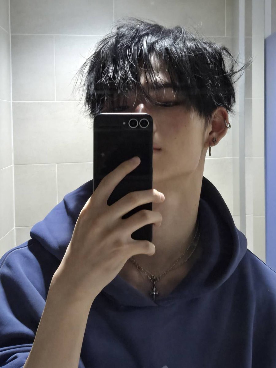 _niki____m's tweet photo. ニキくんかっこいい×10000000000009回言いたい😭😭🫶🏻
#ENHYPEN_NI_KI #NI_KI #니키 https://t.co/YElvw2YAHa