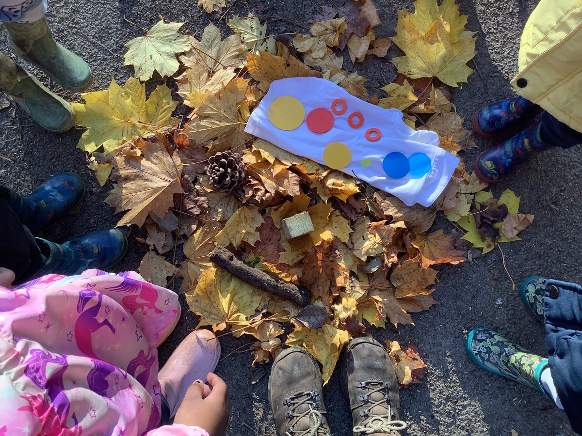 Showing our support for <a href="/BBCCiN/">BBC Children in Need</a> The children loved collecting lots of yellow Sycamore leaves in the wheelbarrows to create Pudsey. #ChildreninNeed