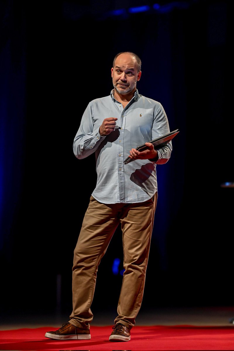 What does 'identity' mean to you? 💡

Our hosts Jill and Moray, open up TEDxAberdeen right before our speakers take to the stage and explore their topics. 

#TEDxAberdeen #Identity #Ideas #Community #Aberdeen