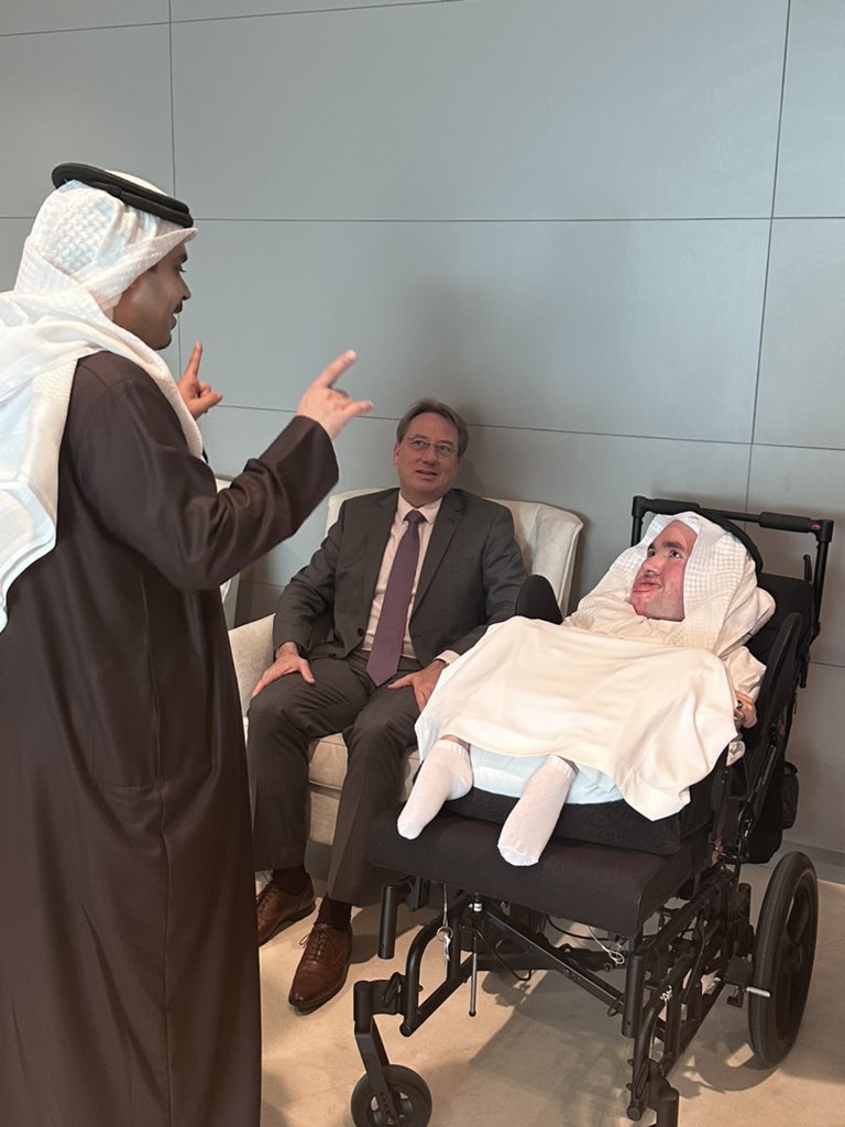 رحم الله الدكتور #عمار_بوقس رئيس مجلس إدارة جمعية الإرادة للموهوبين من ذوي الإعاقة رحل بعد مسيرة حافلة من الكفاح وقوة الإرادة.

تعازينا لذوي الفقيد ونسأل المولى عز وجل أن يتغمده بواسع رحمته ويسكنه فسيح جناته. 

إنا لله وإنا إليه راجعون.