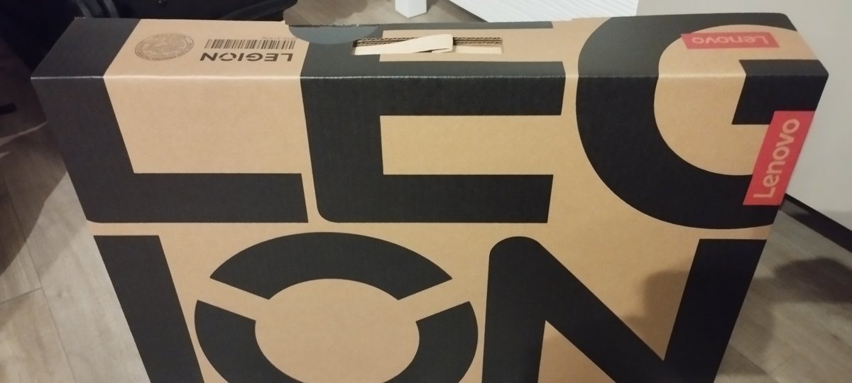 veetcoder's tweet image. It&apos;s here. My new baby.