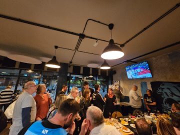 breonans's tweet photo. Hoxe xuntámonos no @CAFEOFARO 

Si estás pola Mariña pásate a vivilo con nós!!! #ForzaBreo

 @UCAMMurcia vs @CBBreogan https://t.co/IaUxhWAwmb