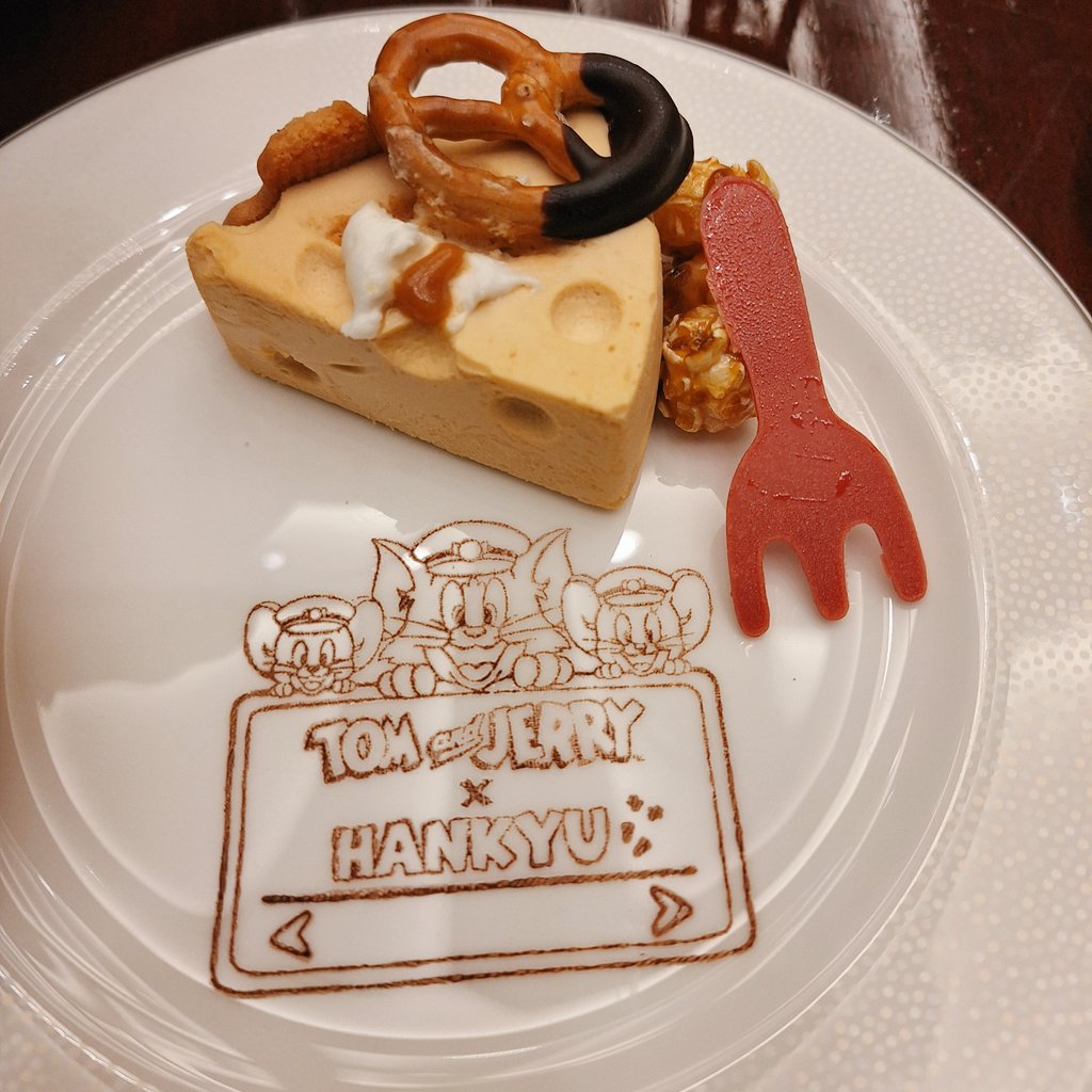 「へへ…どうだ可愛かろう…(写真ヘタクソ選手権) 」|あめり（秋芳）＠アンネ単行本１巻発売中のイラスト