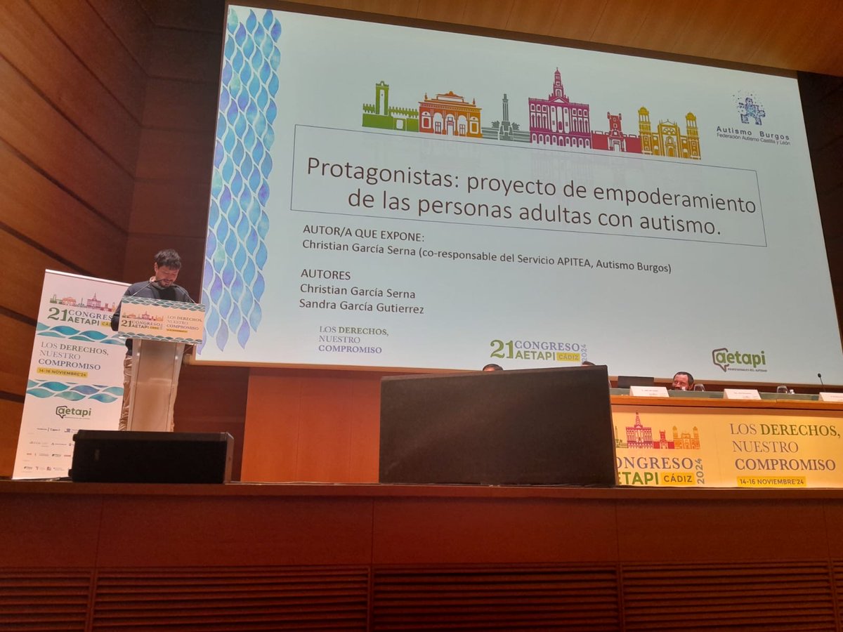 CryptoDomAlts's tweet photo. 🔵Christian Garcia, corresponsable del servicio #APITEA presenta en el #CongresoAetapi “Protagonistas: proyecto de empoderamiento de las personas adultas con autismo”

@aetapi https://t.co/pdCMaHLggD