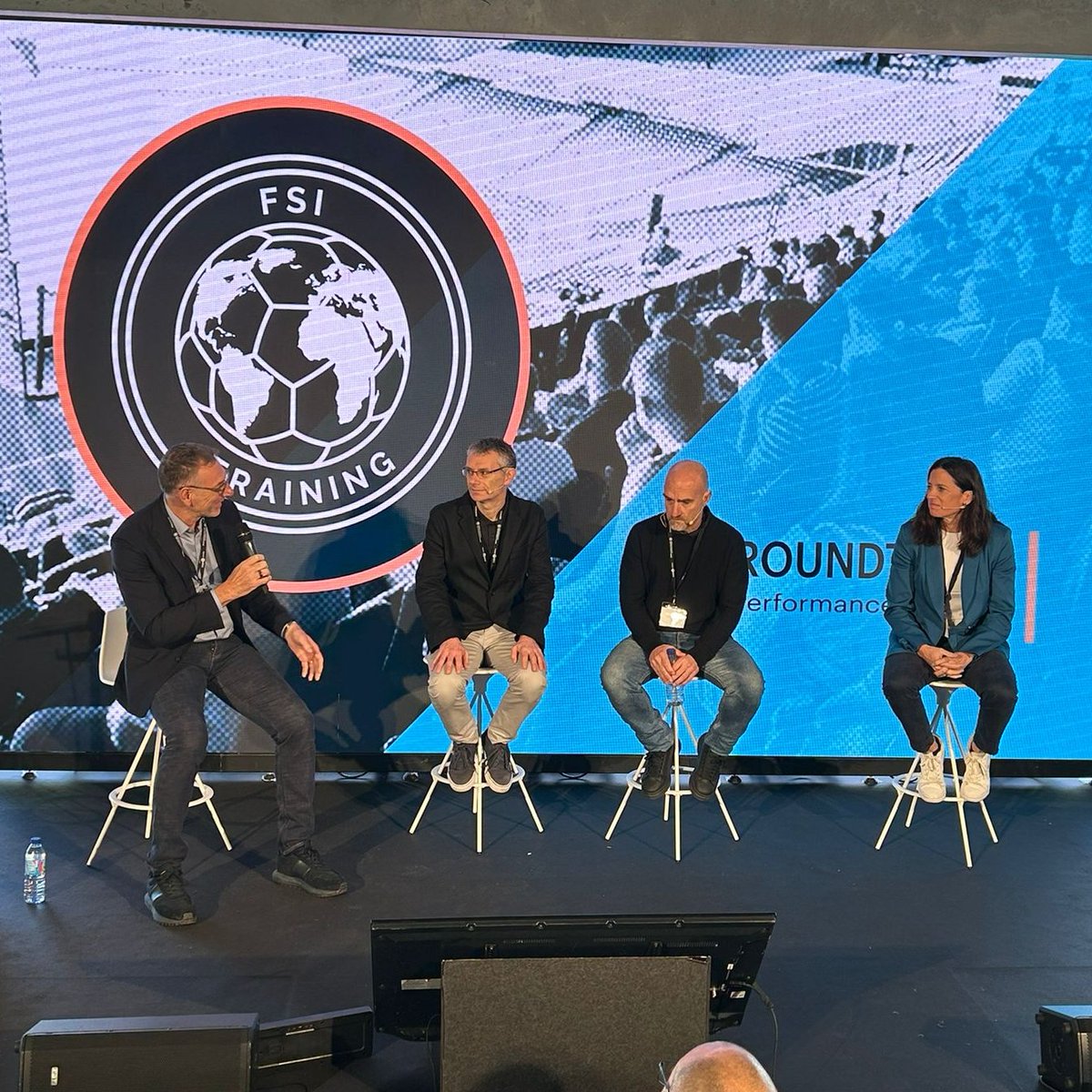 🎙️ Performance Director Roundtable:

<a href="/puppysta1975/">Mar Rovira</a> (Moderator), <a href="/jaume_bartres/">Jaume Bartres Arenas</a> , <a href="/fcuzzolin/">Francesco Cuzzolin, PhD</a> , <a href="/carling_chris/">Chris C</a> 🌟

Insights from top minds in performance management! ⚽💪

#FSISevilla24 #PerformanceScience #FootballInnovation