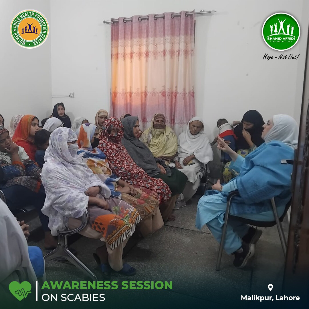 SAFoundationN's tweet photo. Knowledge for healthier lives! The #SAF & @Pahchaan_2005 Mother and Child Health Promotion Center in Malikpur hosted a vital awareness session on scabies. Expert doctors shared tips on prevention and when to seek help, empowering the community to stay safe and healthy. #SAFhealth #HopeNotOut