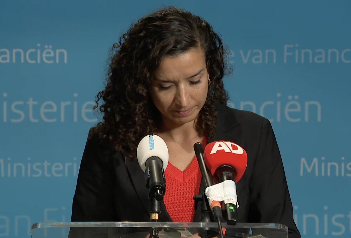 Nieuw 'Briefje van Jan' - aan Nora Achahbar

buttkicken.nl/2024/11/16/bri…

#kabinetscrisis #toeslagenschandaal #faalhaas #briefjevanjan