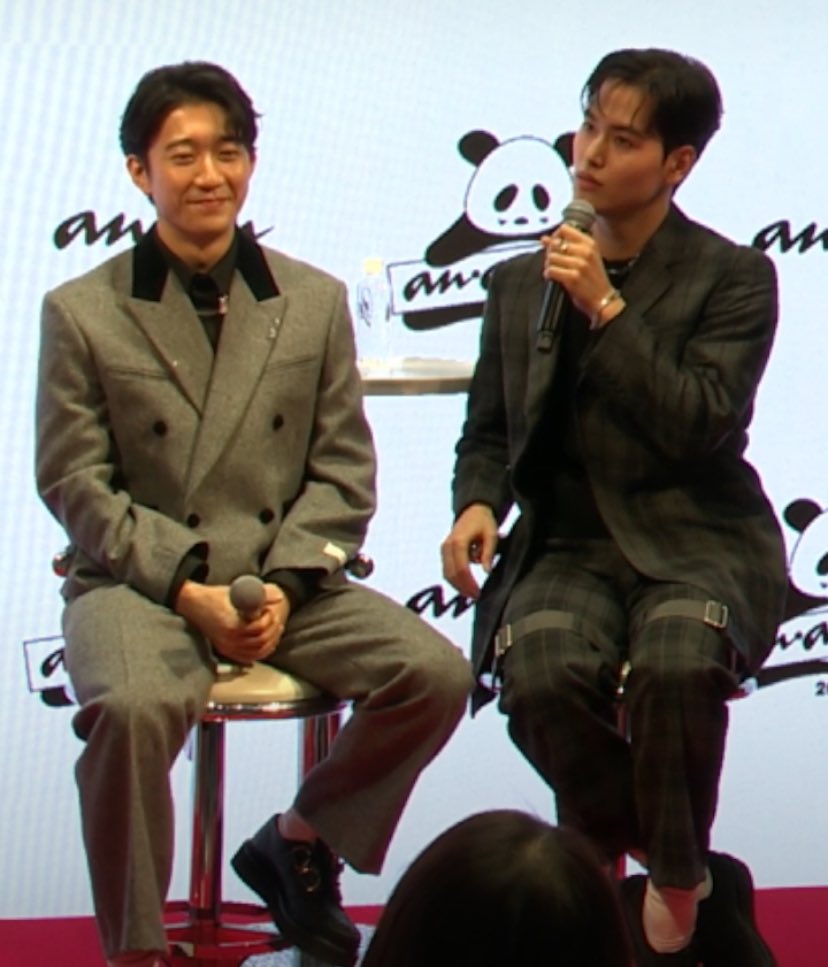 lunalatticee's tweet photo. the belt on shun’s thighs makes him sexier 🫠
#DaiShu https://t.co/QfAhN5jGfR