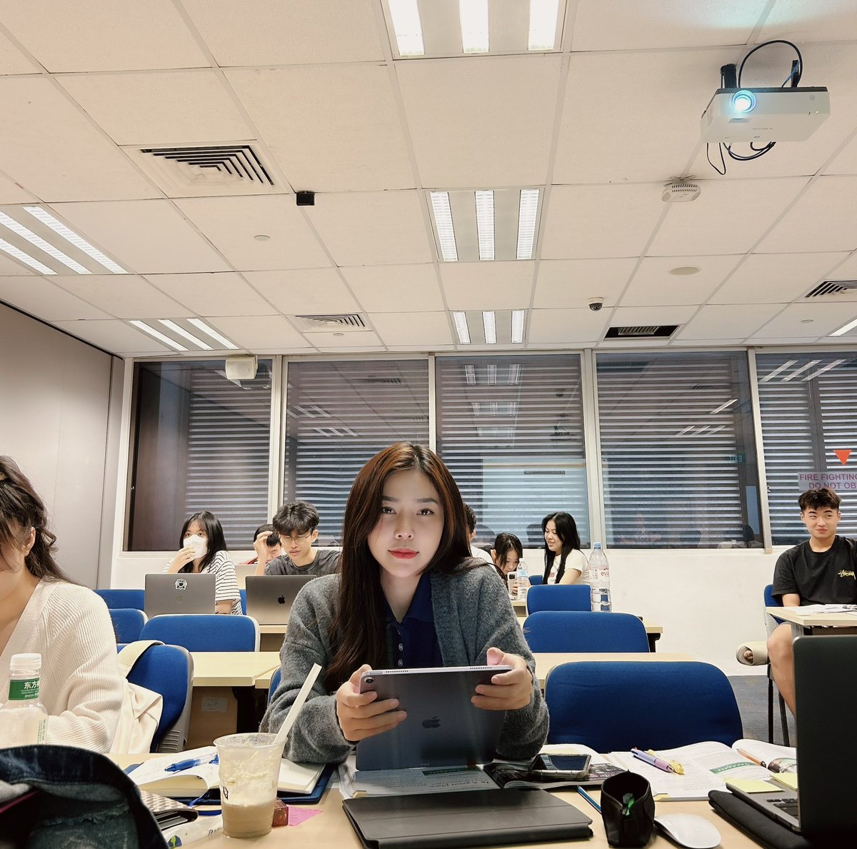 ĐIỀU KHÓ NHẤT CỦA VIỆC NÀY LÀ GÌ? 

Đây là tips để mình vượt qua khó khăn của một việc mới, khi tham gia vào lĩnh vực Blockchain Jobs. Có thể điều này sẽ có ích với bạn. 

“Phần lớn những việc bạn muốn làm đều sẽ khó. Nhưng nếu vì khó mà bỏ thì nó sẽ