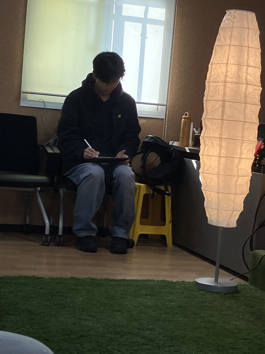 alldayforchul's tweet photo. 아마 영원히 사랑할듯 https://t.co/lci13HCsXH