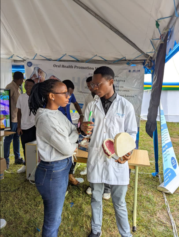 Our mouth is a window to the overal health of human being, that's why as Dental students we strive to make  the community aware of oral diseases and how we can  prevent them though proper oral hygiene. we thank every partner who makes it possible for us
#unitedforhealth #rdsa