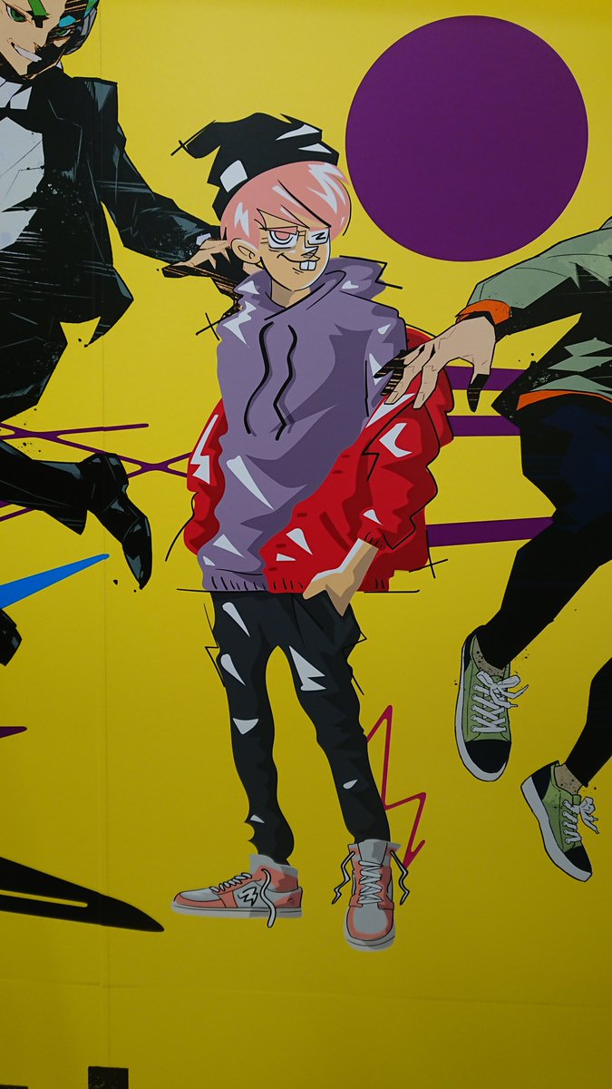 メガネ割れるほど課金してきた嘘割れてない 