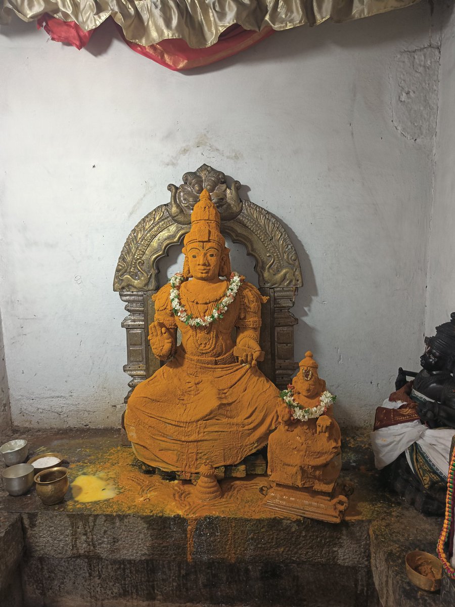 ಶ್ರೀನಿಧಿ/श्रीनिधि/Srinidhi (account in sleep mode) tweet media