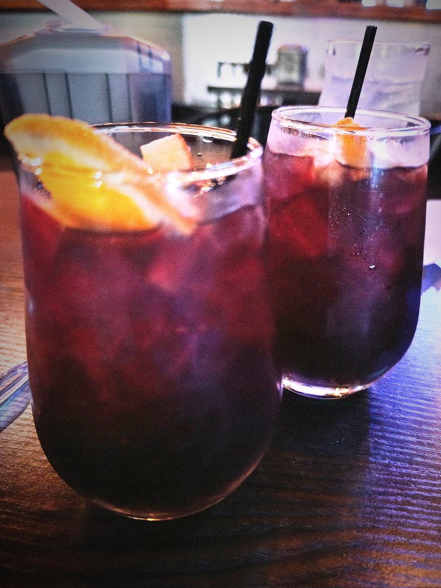 AlffaCouple's tweet photo. Thursday night drinks courtesy of a generous and kind sub. Would you like to be the next? #findom https://t.co/x7x4zvR5l8