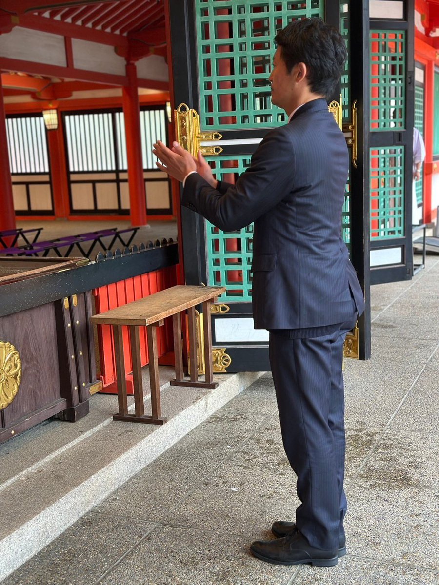 motohikosaitoH's tweet photo. 生田神社に参拝しました。

多くの皆さまが支えてくださったこと、そして本日もこうして挑戦し続けられていることを、感謝申し上げました。

人事を尽くして天命を待つ。最後までやり抜きます。どうぞよろしくお願いします。 https://t.co/ZWuJ2REBY7