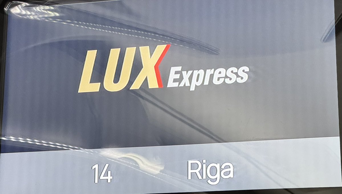 dobro_hrvatska's tweet photo. LUX Expressでリガへ向かいます🇱🇻🚌
＃リガまで4時間
＃LUXExpress
＃まえちゃん北欧東欧2024 https://t.co/NnO4AaEvXc