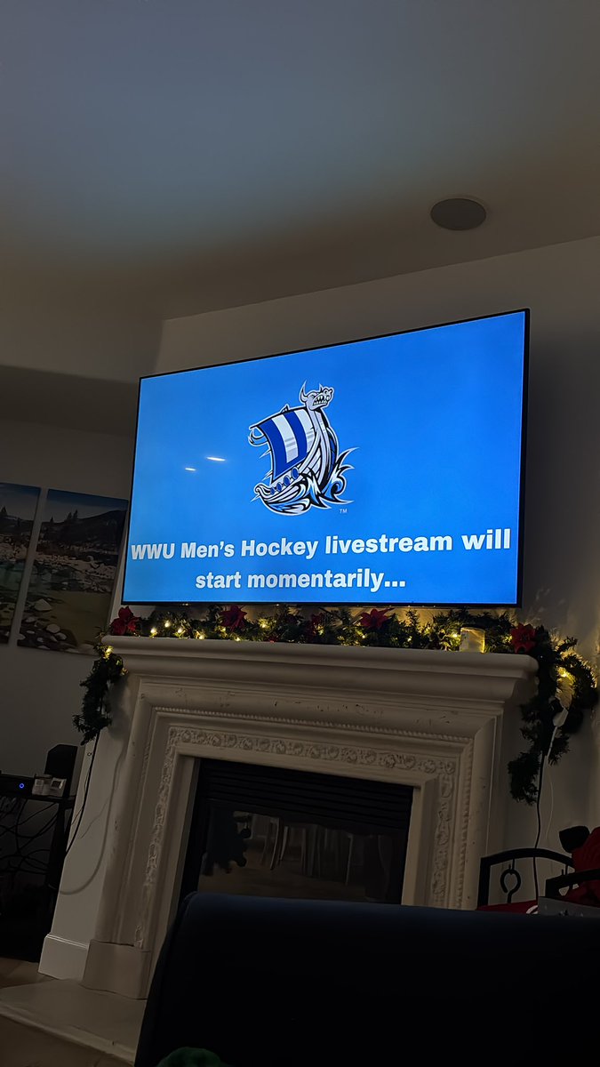 JenVerner's tweet photo. @WWUHockey what happened to the feed? https://t.co/fc1qXYcpTM